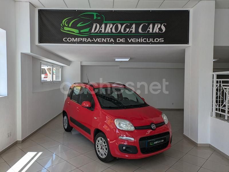 Rojo Usado 2019 Fiat Panda Lounge Berlina | 5990 € (Buen precio) - Imagen 1/4