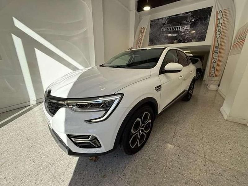 Usado Renault Arkana Zen 143 CV (105 kW) 2022 Blanco SUV