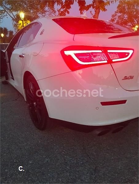 Blanco Usado 2017 Maserati Ghibli Berlina | 37.000 € (Precio justo) - Imagen 1/4