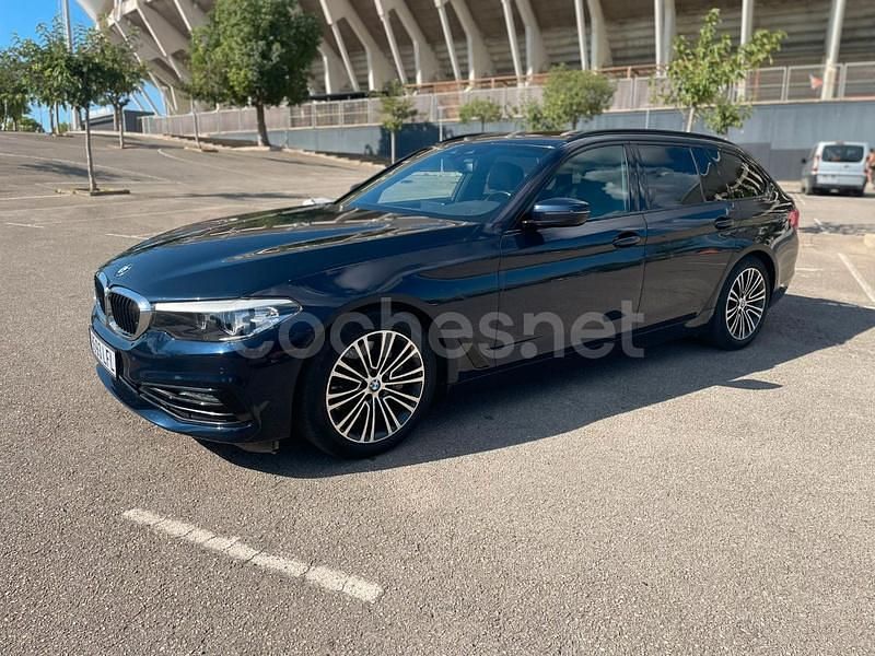 Azul Usado 2017 BMW 530 Comfort Edition Familiar | 27.490 € (Precio justo) - Imagen 1/4