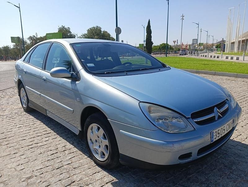 Usado Citroën C5 110 CV (80 kW) 2003 Gris Berlina