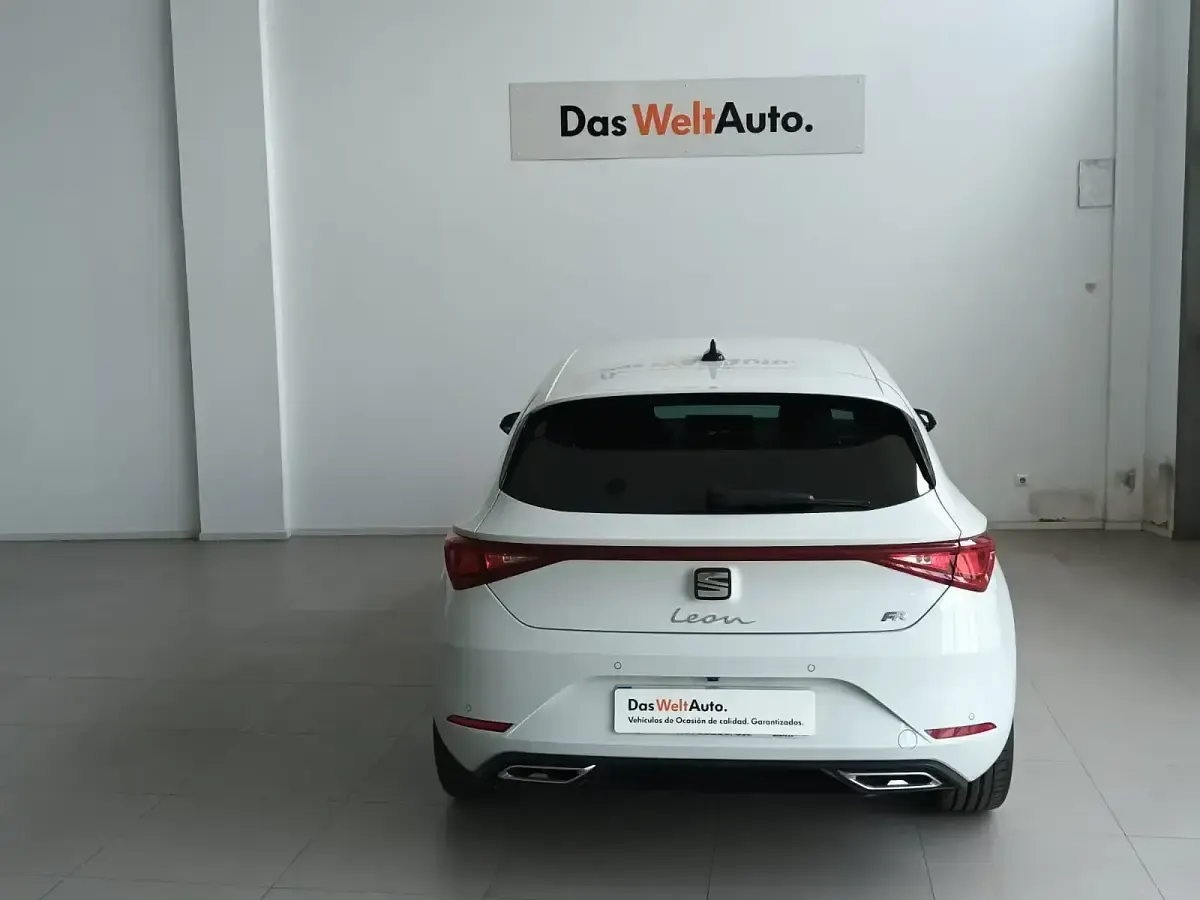 Usado Seat Leon FR 116 CV (85 kW) 2025