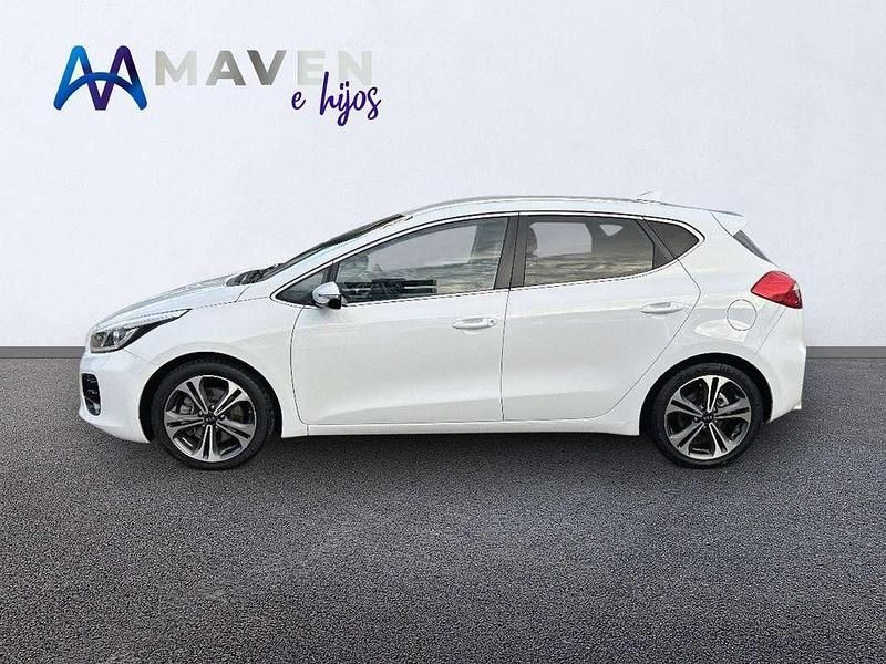 Usado Kia Ceed GT 136 HP (100 kW) 2018 Branco Citadino