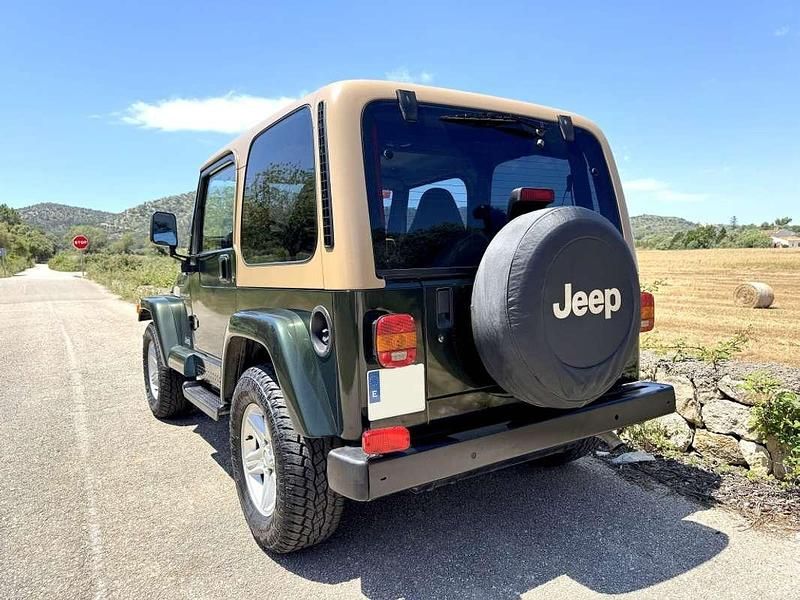 Usado Jeep Wrangler 181 CV (133 kW) 2003 Verde SUV