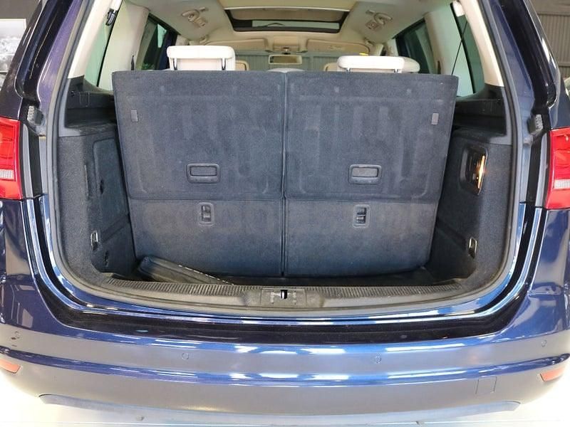 Usado VW Sharan Sport 177 CV (130 kW) 2015 Azul Monovolumen