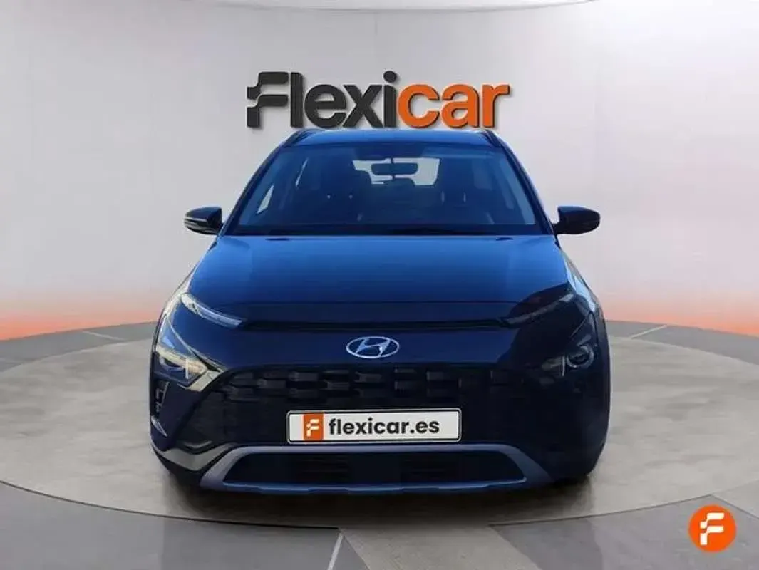Usado Hyundai Bayon 84 CV (61 kW) 2023 Gris SUV