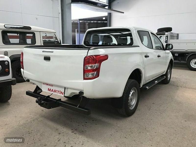 Usado Mitsubishi L 154 CV (113 kW) 2016 Blanco SUV