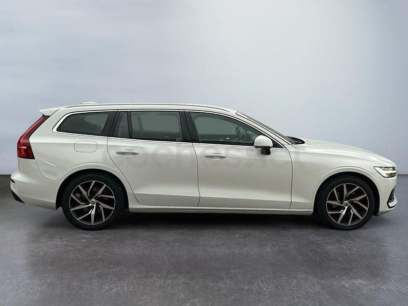 Brugt Volvo V60 Momentum 150 HK (110 kW) 2020 Hvid Stationcar