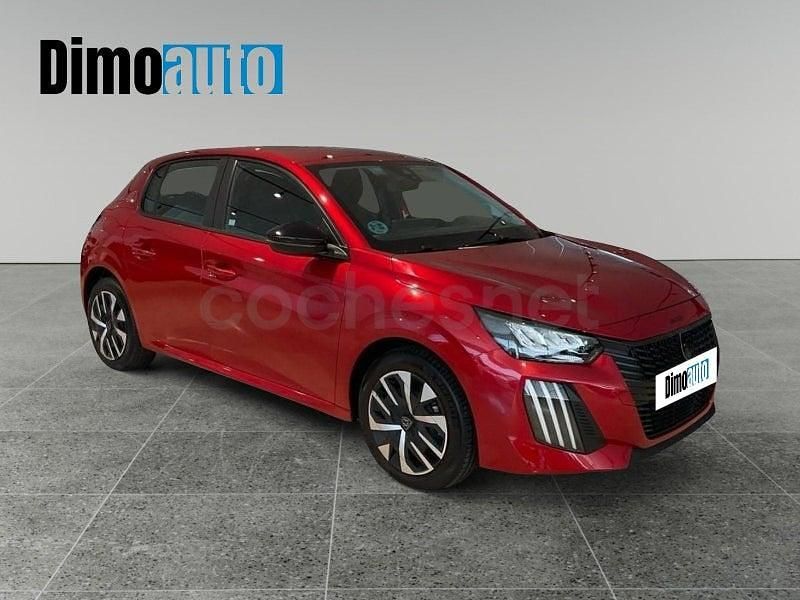 Usado Peugeot 208 Active 100 CV (73 kW) 2024 Rojo Utilitario