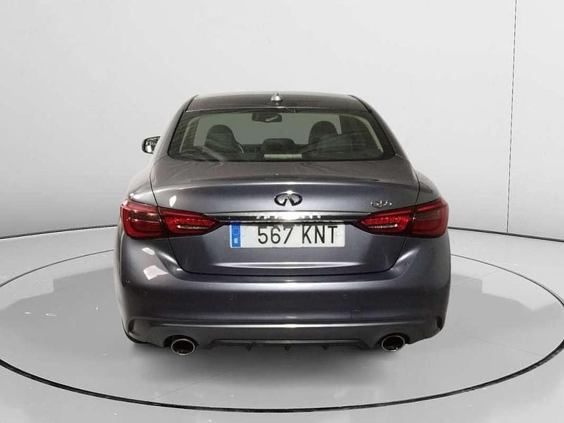 Usado Infiniti Q50 Premium 171 CV (125 kW) 2018 Gris Berlina