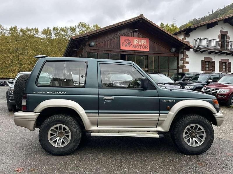 Verde Usado 1993 Mitsubishi Montero SUV | 7999 € - Imagen 1/4