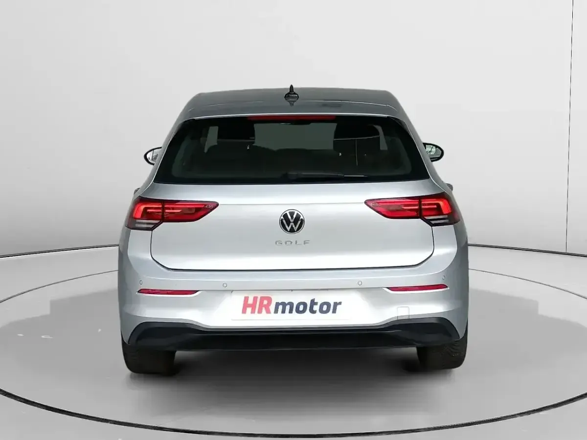 Usado VW Golf VIII Life 110 CV (80 kW) 2024 Gris