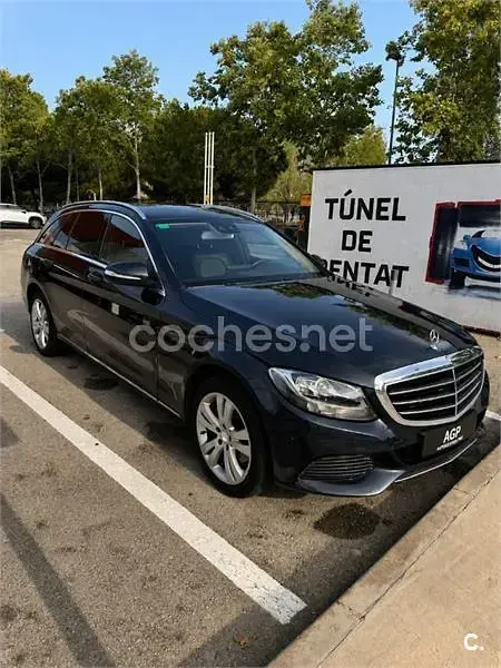 Usado Mercedes C220 Exclusive 170 CV (125 kW) 2016 Azul Familiar