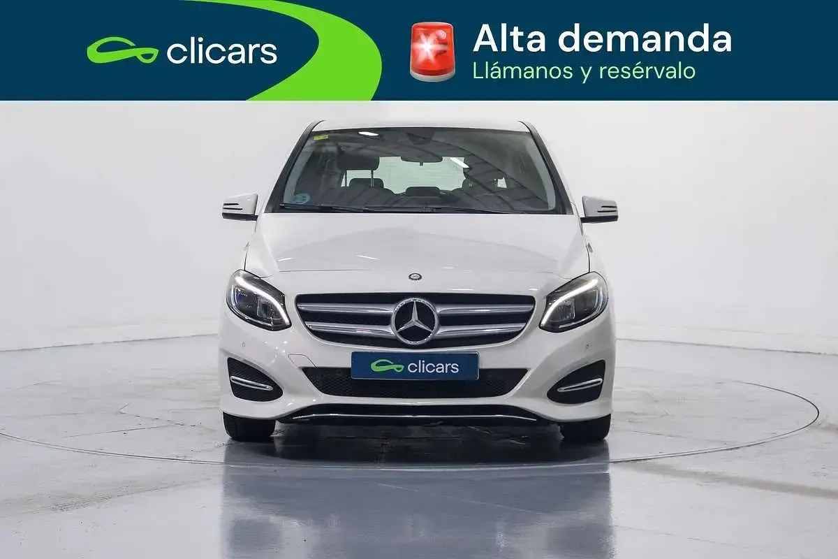 Usado Mercedes B180 109 CV (80 kW) 2015 Blanco Utilitario