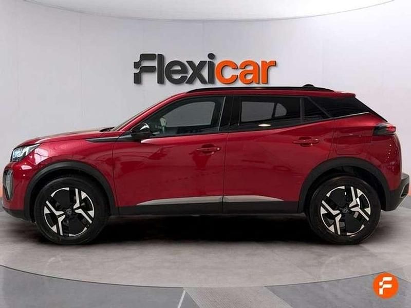 Usado Peugeot 2008 Active 101 CV (74 kW) 2023 Rojo SUV