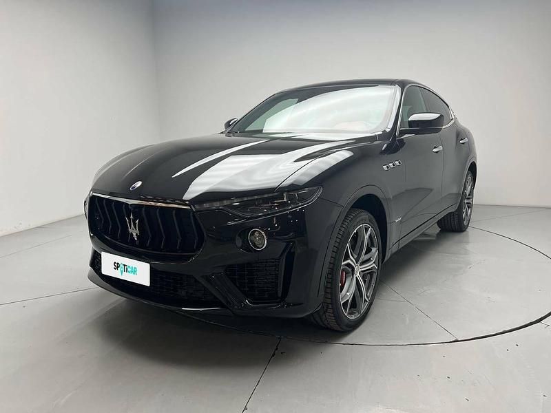 Usado Maserati Levante 350 CV (257 kW) 2020 Negro SUV