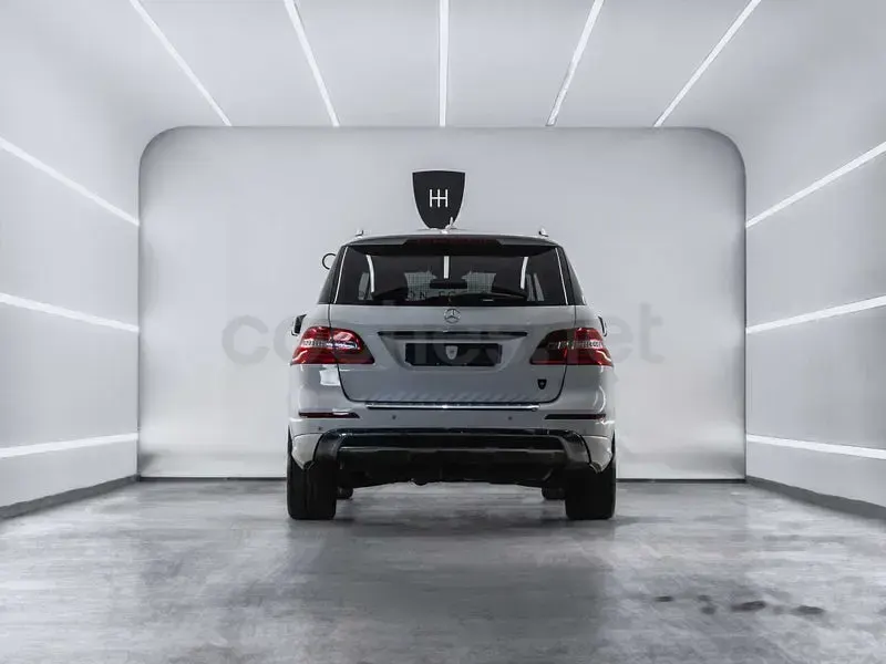 Usado Mercedes GLE250 AMG line 204 CV (150 kW) 2015 Blanco SUV
