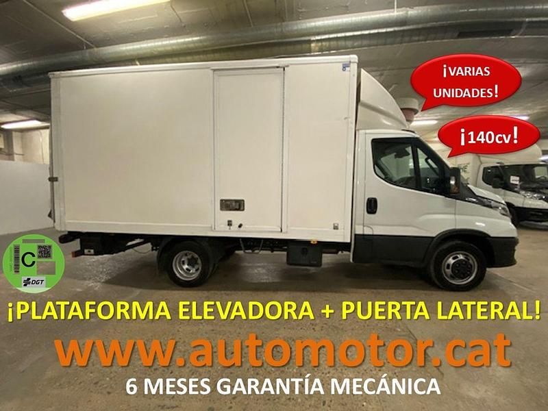 Blanco Usado 2022 Iveco Daily Van | 32.900 € - Imagen 1/4