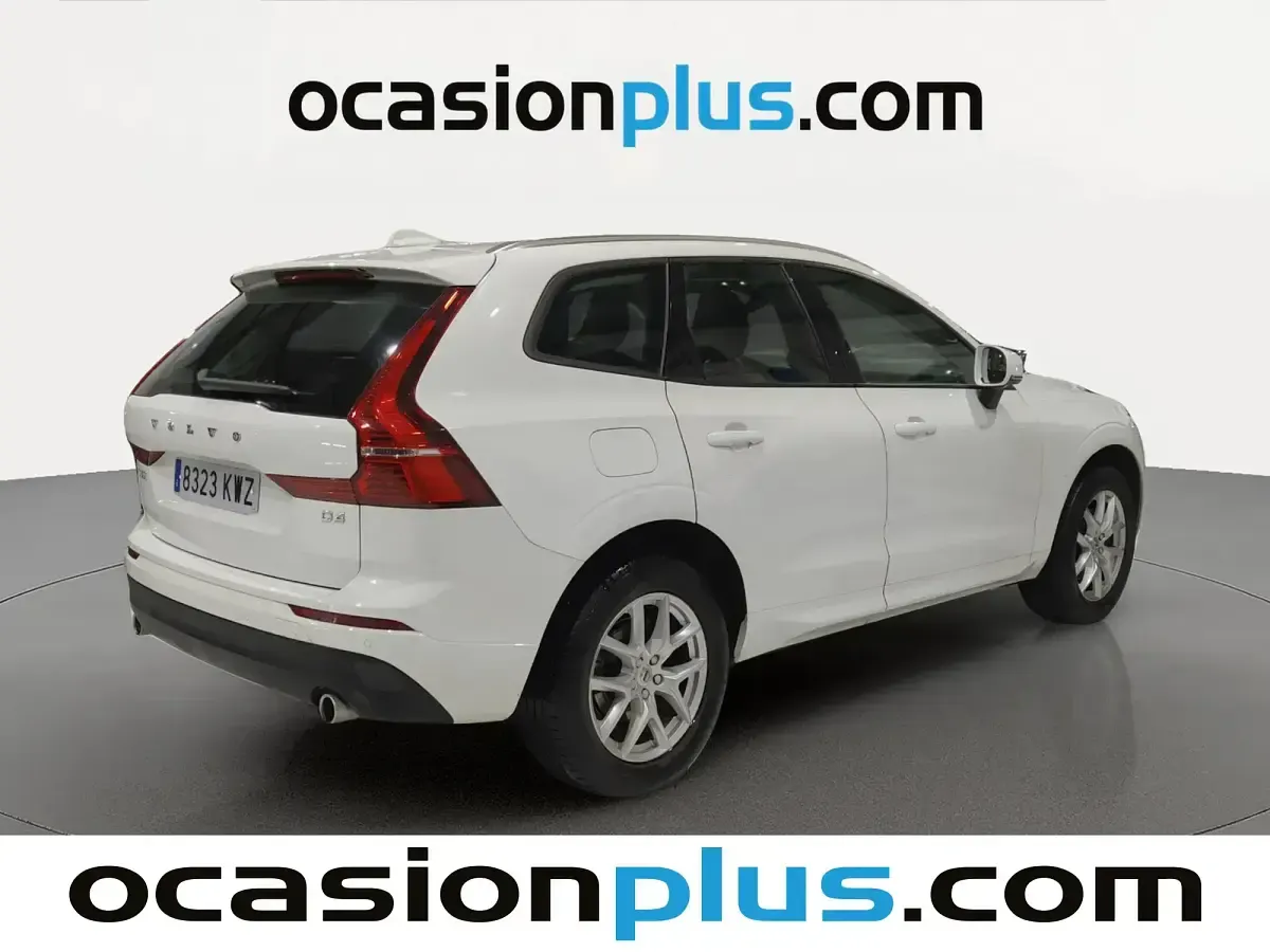 Usado Volvo XC60 Momentum 190 CV (139 kW) 2019 Blanco SUV