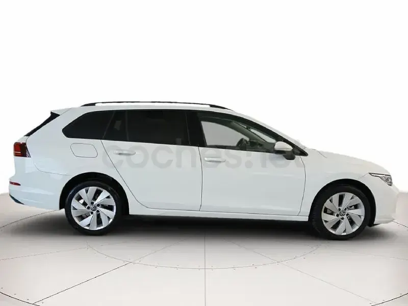 Brugt VW Golf VIII Life 116 HK (85 kW) 2024 Hvid Stationcar