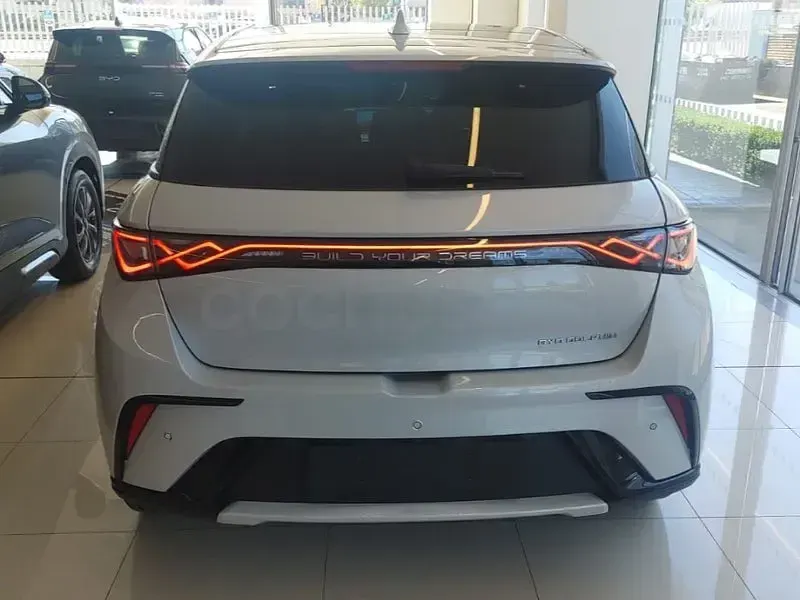 Nuevo BYD Dolphin Design 150 kW (204 CV) 2026 Eléctrico Utilitario