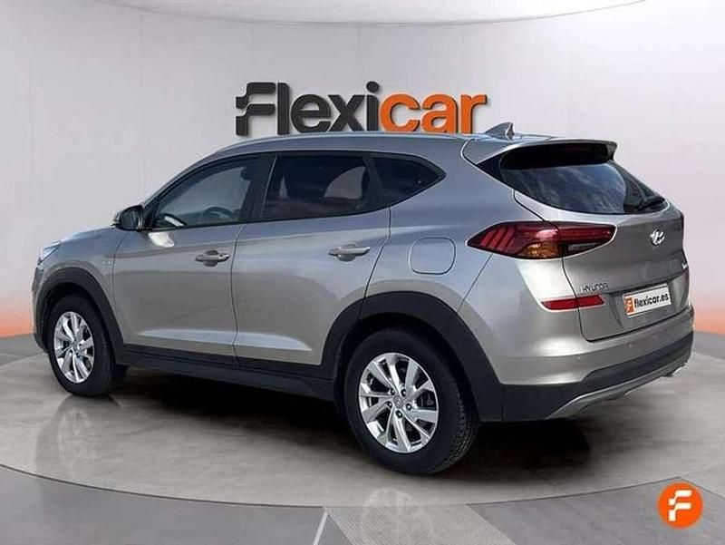 Usado Hyundai Tucson 116 CV (85 kW) 2020 Gris SUV
