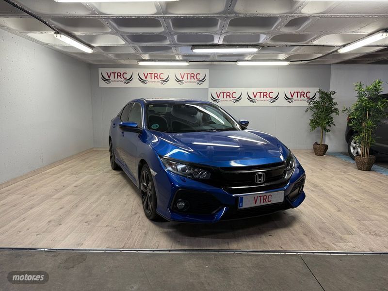 Azul Usado 2018 Honda Civic Comfort Berlina | 16.300 € - Imagen 1/4