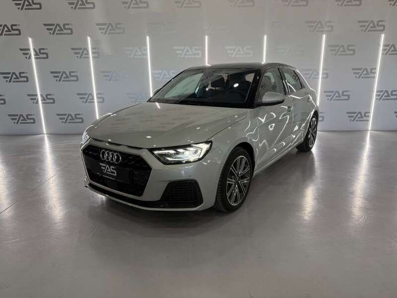 Azul Usado 2024 Audi A1 Sportback Utilitario | 26.000 € (Precio justo) - Imagen 1/4