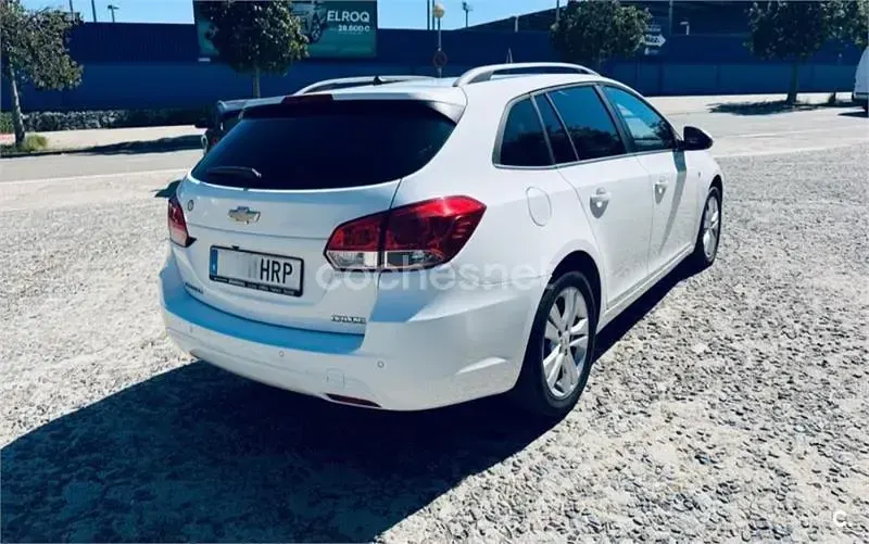 Usado Chevrolet Cruze LTZ 163 CV (119 kW) 2013 Blanco Familiar