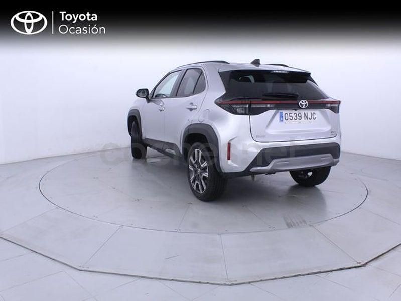 Nuevo Toyota Yaris Cross Style 130 CV (95 kW) 2025 Gris / plata SUV