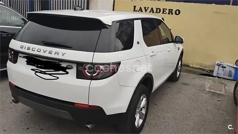 Begagnad Land Rover Discovery Sport Pure 150 HK (110 kW) 2018 Vit SUV