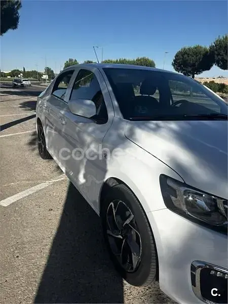 Usado Citroën C-Elysee I Feel 115 CV (84 kW) 2017 Blanco Berlina