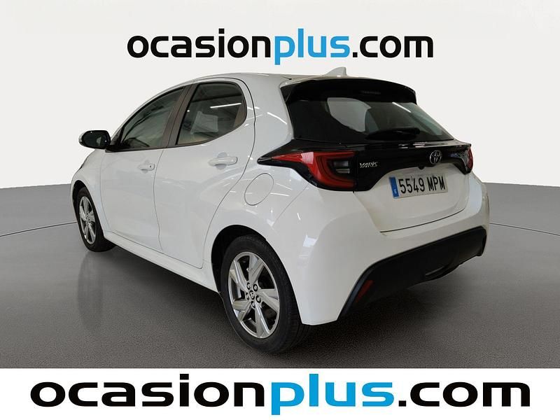 Begagnad Toyota Yaris Active 116 HK (85 kW) 2024 Vit Halvkombi