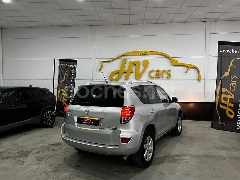 Usado Toyota RAV4 Sol 136 CV (100 kW) 2009 Gris / plata SUV