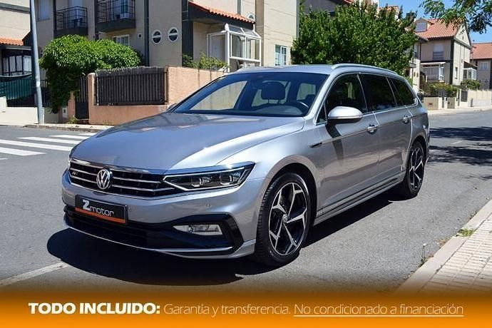 Usado VW Passat R-line 190 CV (139 kW) 2020 Gris / plata Familiar