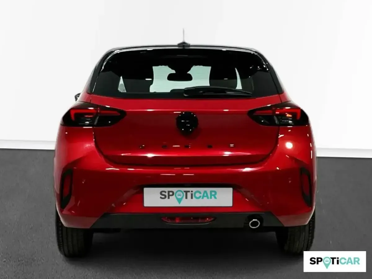 Usado Opel Corsa 100 CV (73 kW) 2025 Rojo Utilitario