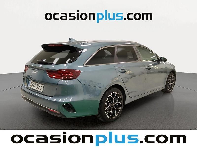 Usado Kia Ceed Style 100 CV (73 kW) 2025 Gris Utilitario