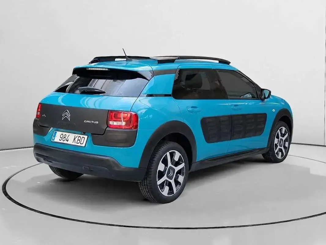 Usado Citroën C4 Cactus Shine 99 CV (72 kW) 2017 Azul Utilitario