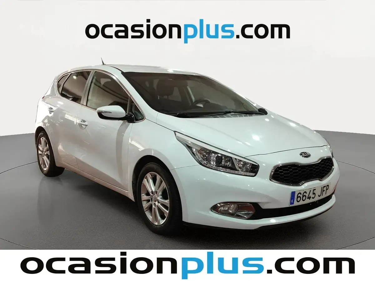 Usado Kia Ceed GT 128 CV (94 kW) 2015 Blanco Utilitario