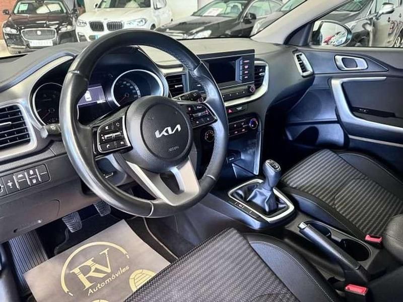 Usado Kia XCeed 120 CV (88 kW) 2022 Blanco SUV