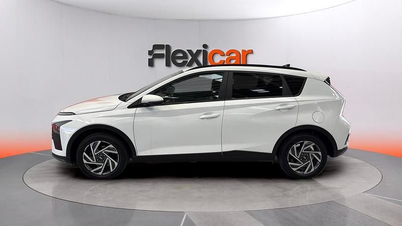 Usado Hyundai Bayon 84 CV (61 kW) 2024 Gris SUV