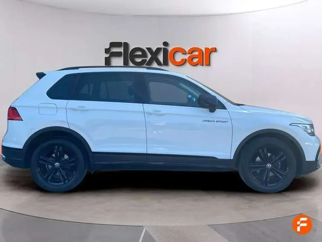 Usado VW Tiguan Sport 150 CV (110 kW) 2024 Blanco SUV