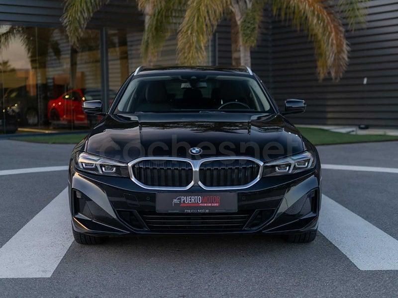 Usado BMW 318 Comfort Edition 150 CV (110 kW) 2024 Negro Familiar