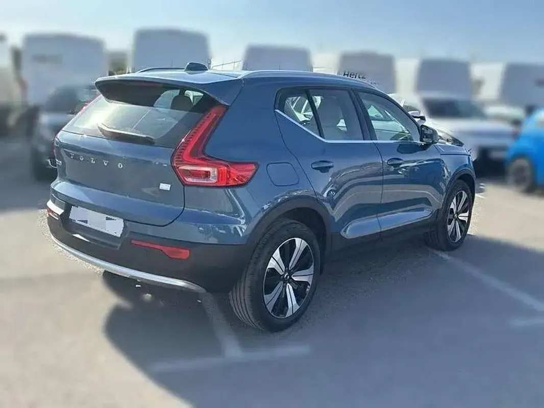Usado Volvo XC40 Ultimate 179 CV (131 kW) 2023 Azul SUV