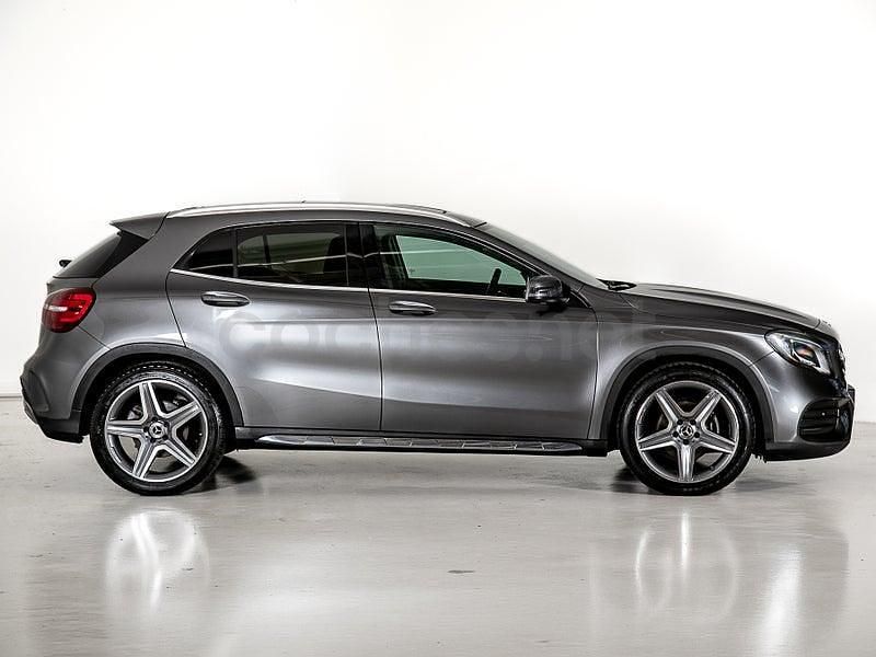 Usado Mercedes GLA200 136 CV (100 kW) 2019 Gris / plata SUV