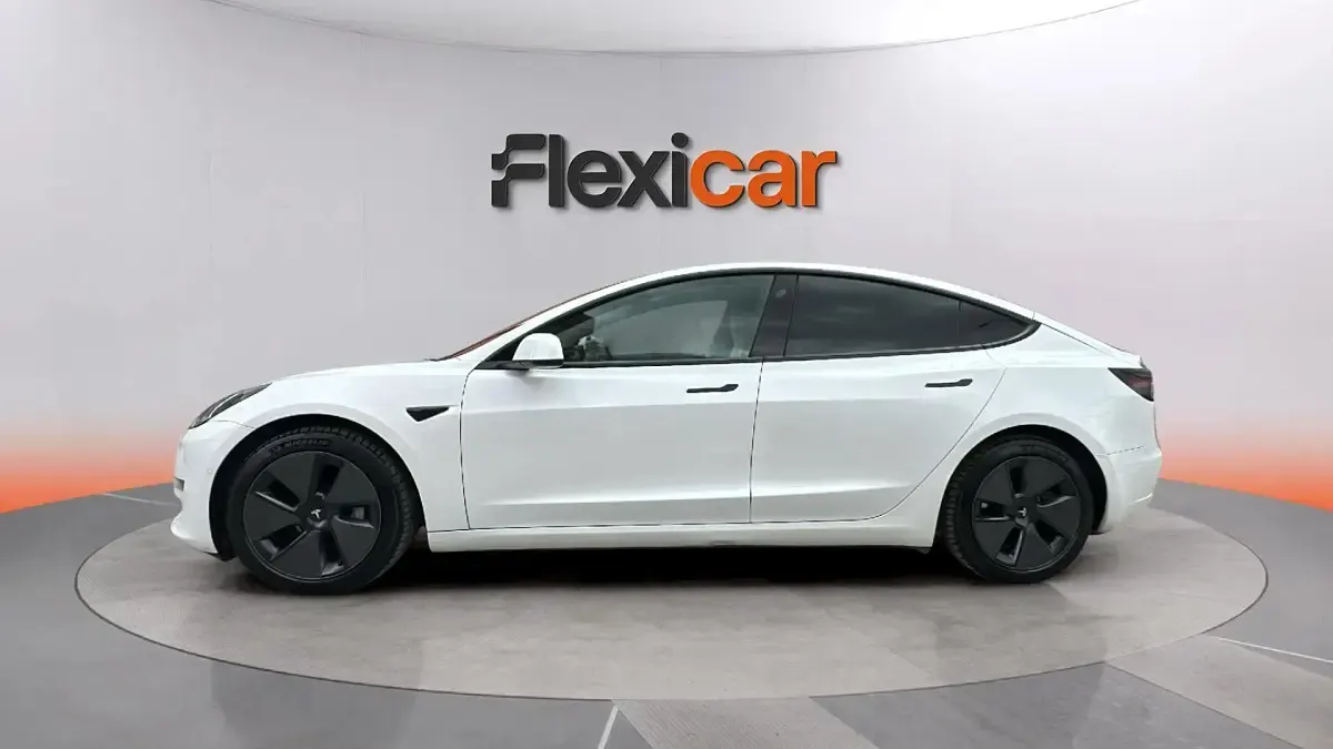 Usado Tesla Model 3 RWD 225 kW (306 CV) 2021 Blanco Berlina