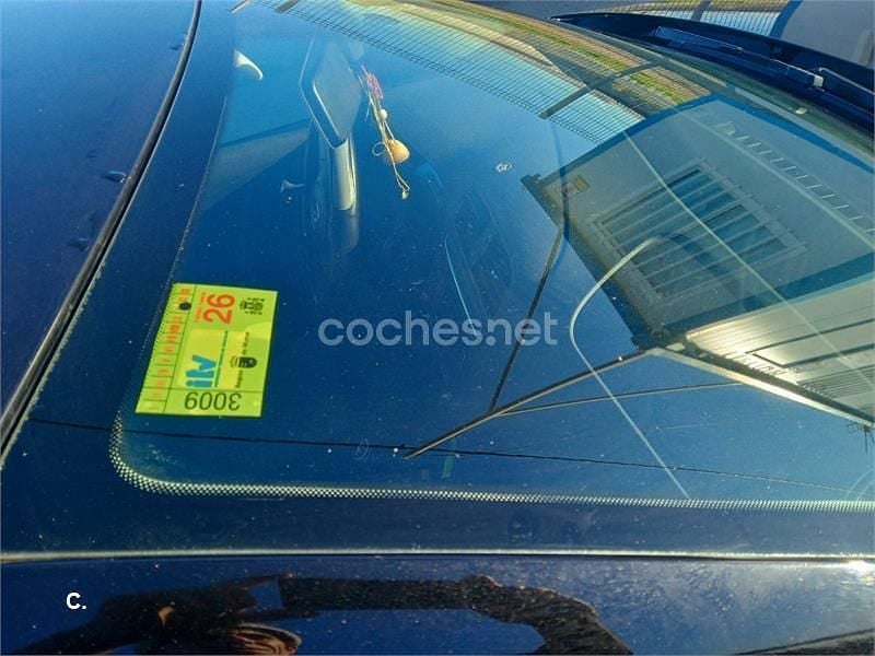 Usado VW Polo Advance 75 CV (55 kW) 2010 Negro Utilitario