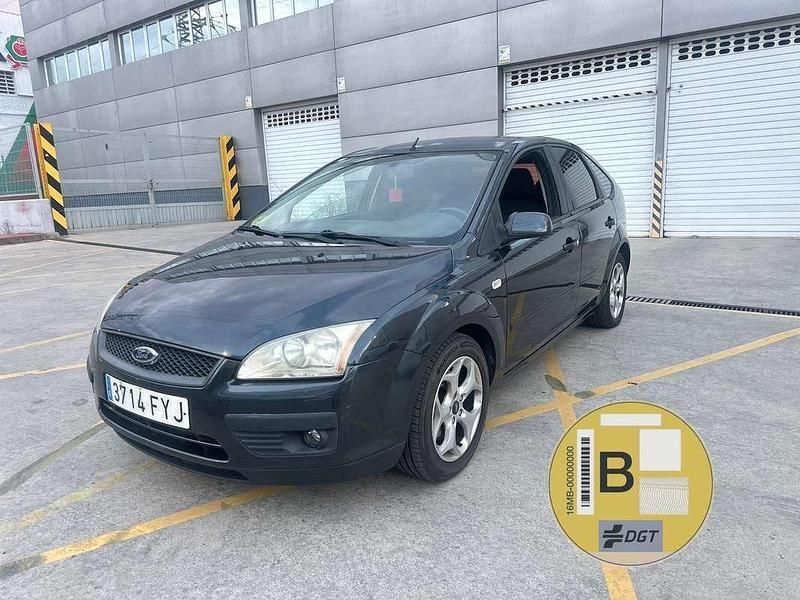 Gris Usado 2007 Ford Focus Familiar | 4000 € (Precio justo) - Imagen 1/4