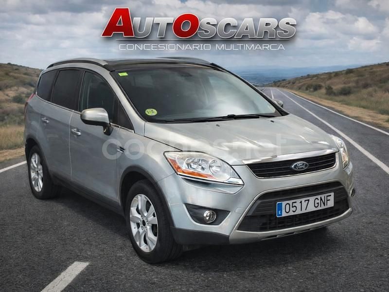 Usado Ford Kuga Trend 136 CV (100 kW) 2009 Beige SUV