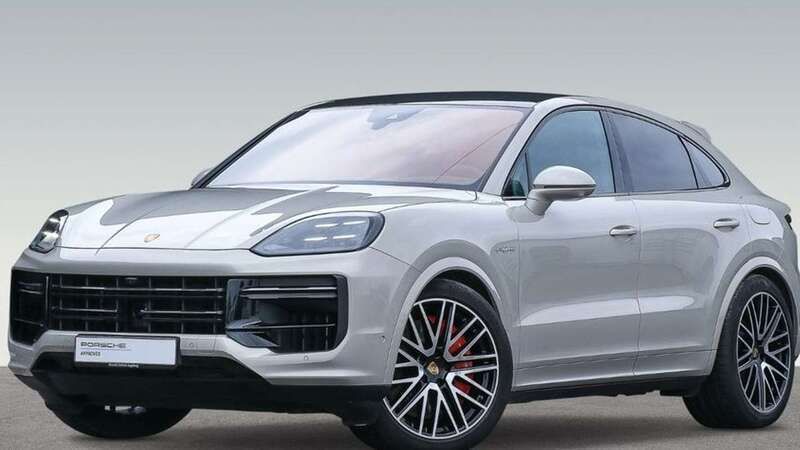 Beige Usado 2024 Porsche Cayenne Turbo SUV | 184.900 € (Precio justo) - Imagen 1/4